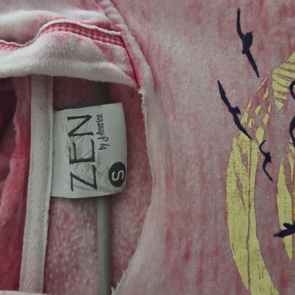 Smalp Womens Pink Hoodie with Jeep Graphic‎ - Picture 3 of 3